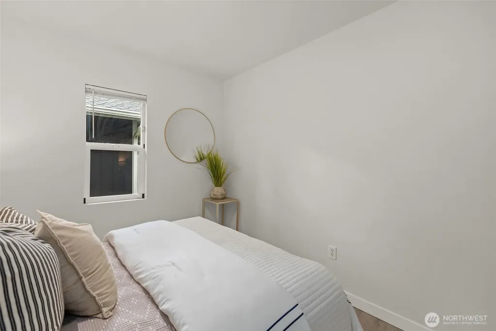 2015 104th Street SW Everett WA 98204