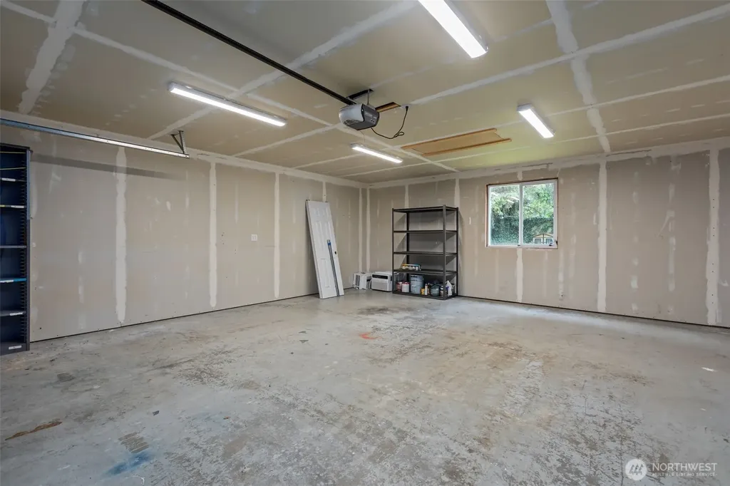 2015 104th Street SW Everett WA 98204