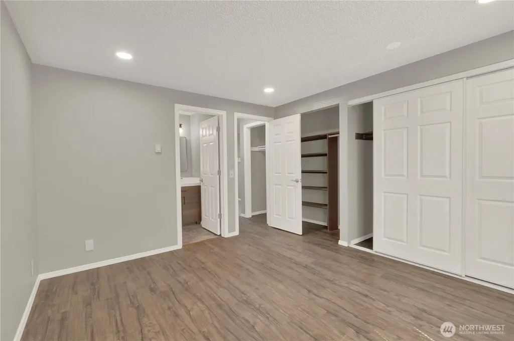 25030 110 Place SE Kent WA 98030