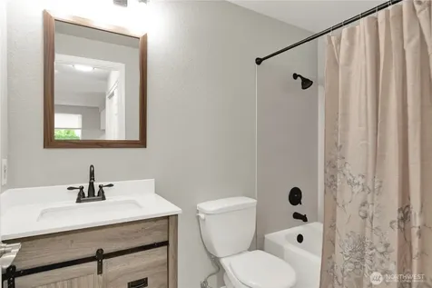 25030 110 Place SE Kent WA 98030