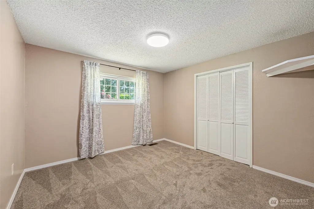5208 Brentwood Drive SE Lacey WA 98503
