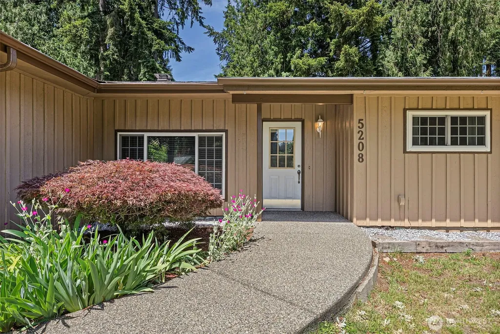 5208 Brentwood Drive SE Lacey WA 98503