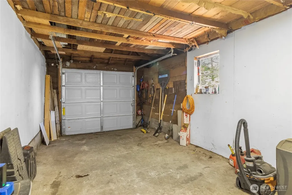 12656 74th Place S Seattle WA 98178