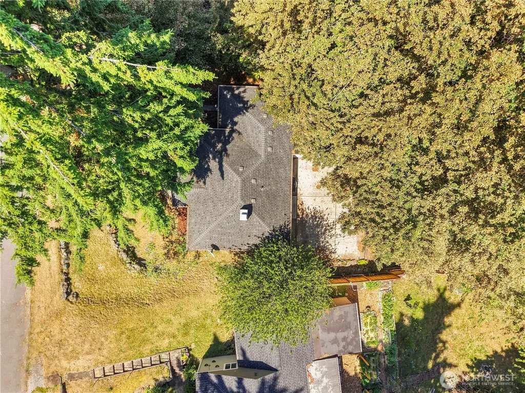 12656 74th Place S Seattle WA 98178