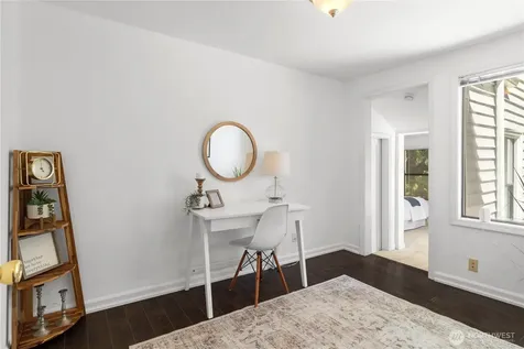 12656 74th Place S Seattle WA 98178