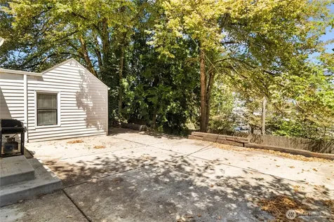 12656 74th Place S Seattle WA 98178