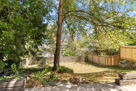 12656 74th Place S Seattle WA 98178