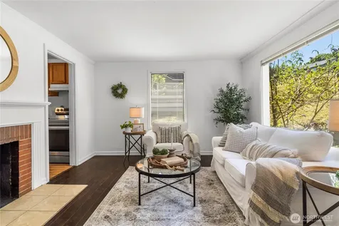 12656 74th Place S Seattle WA 98178