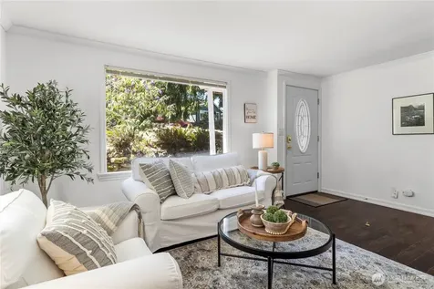 12656 74th Place S Seattle WA 98178