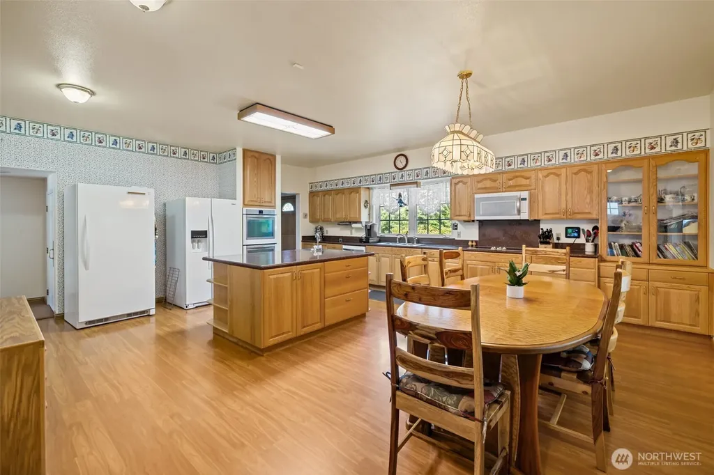 5611 S Doss Road Port Angeles WA 98362