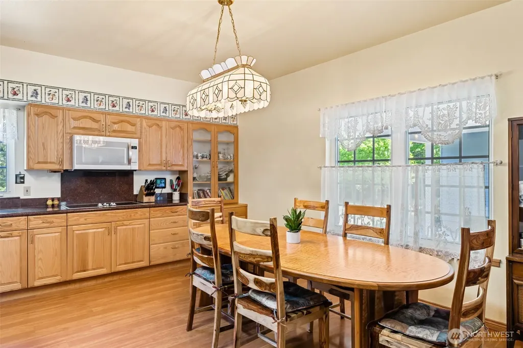 5611 S Doss Road Port Angeles WA 98362