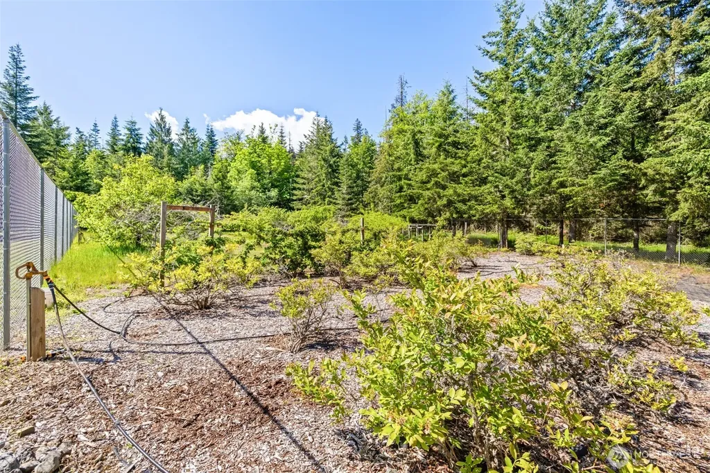 5611 S Doss Road Port Angeles WA 98362