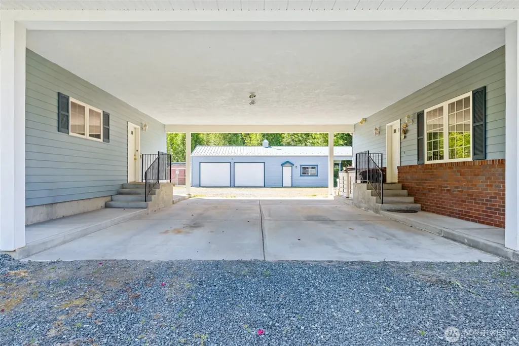 5611 S Doss Road Port Angeles WA 98362