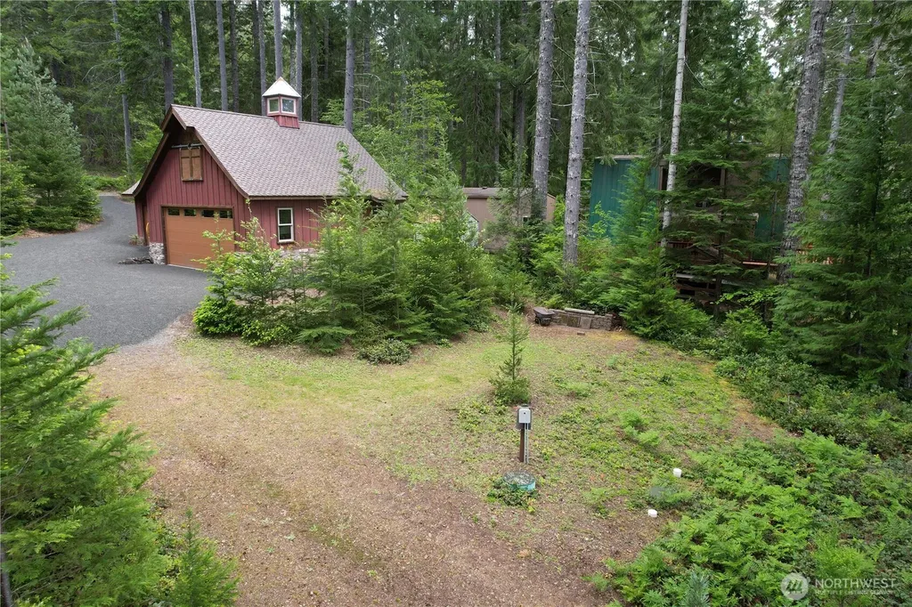 61 N Potlatch Drive N Hoodsport WA 98548