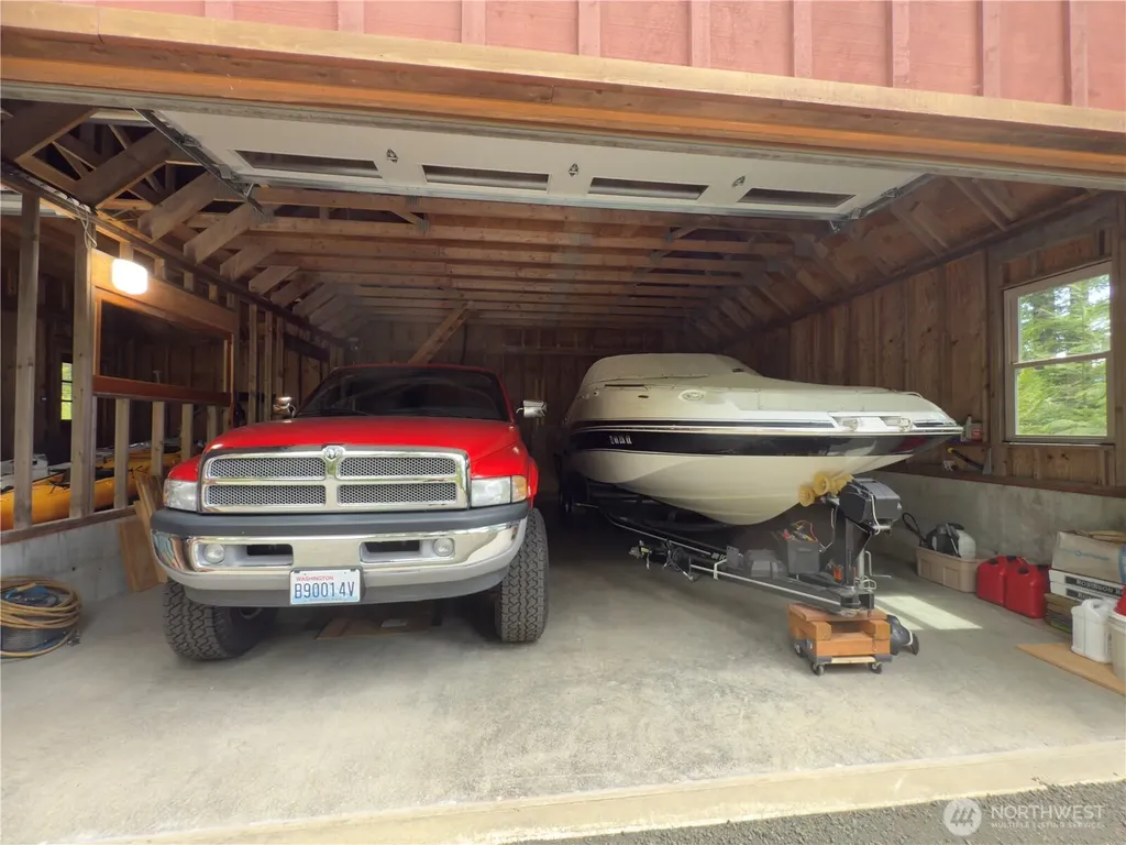 61 N Potlatch Drive N Hoodsport WA 98548