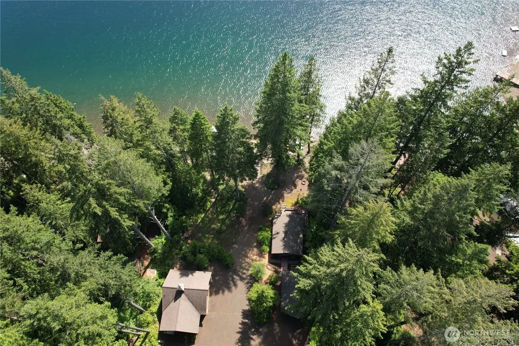 61 N Potlatch Drive N Hoodsport WA 98548