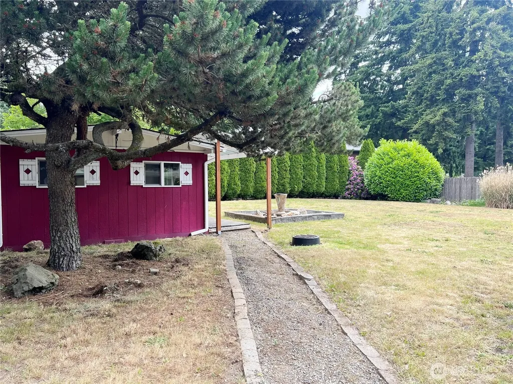 30213 23rd Avenue S Federal Way WA 98003