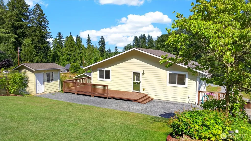 19232 Yew Way Snohomish WA 98296