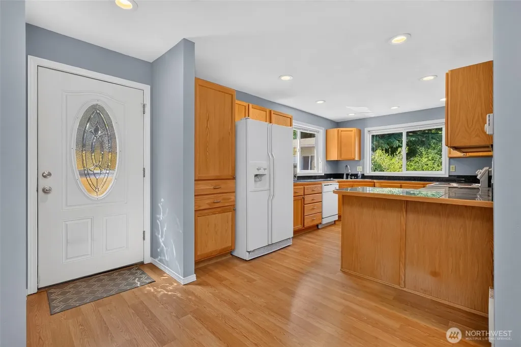19232 Yew Way Snohomish WA 98296