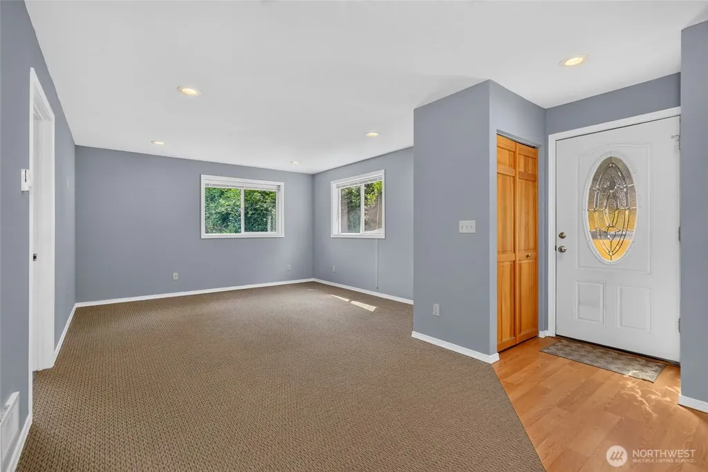 19232 Yew Way Snohomish WA 98296
