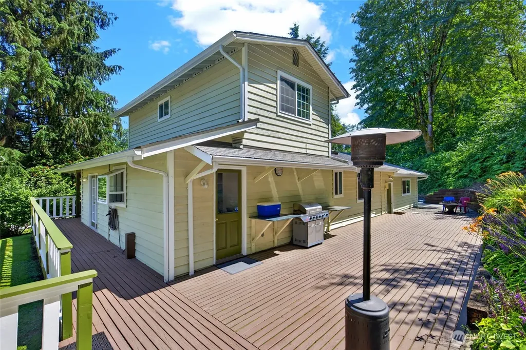 19232 Yew Way Snohomish WA 98296