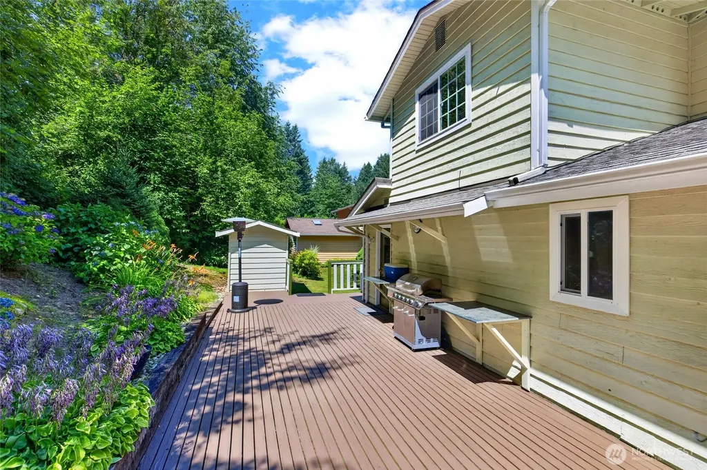 19232 Yew Way Snohomish WA 98296