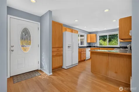 19232 Yew Way Snohomish WA 98296