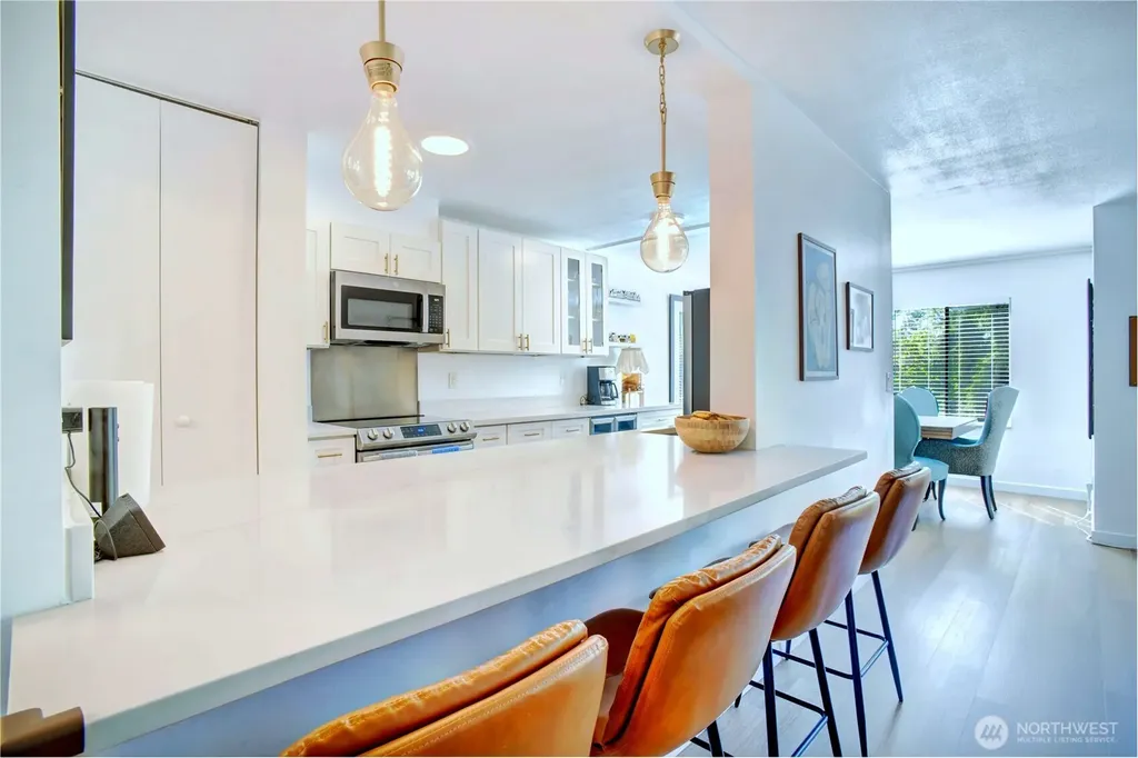 4545 Sand Point Way NE Seattle WA 98105