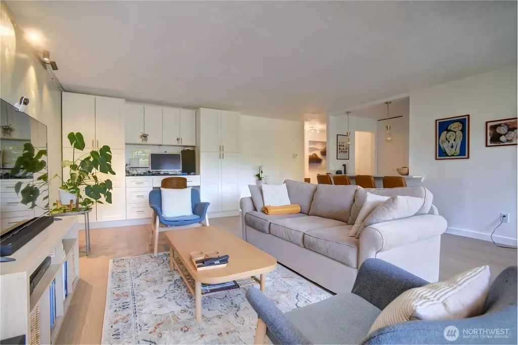 4545 Sand Point Way NE Seattle WA 98105