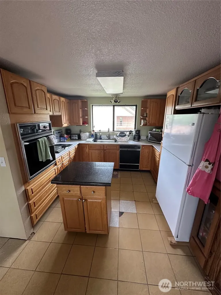 2712 67th Avenue W University Place WA 98466
