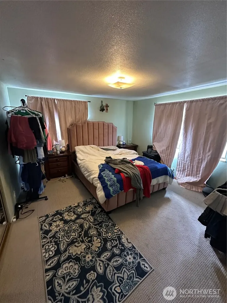 2712 67th Avenue W University Place WA 98466