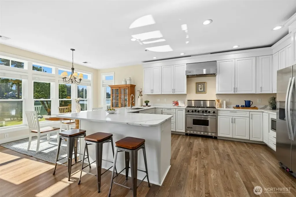 15809 Virginia Point Road NE Poulsbo WA 98370