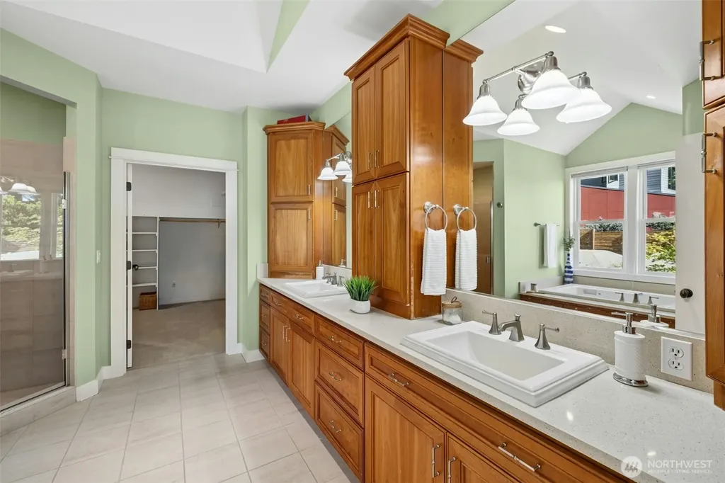 15809 Virginia Point Road NE Poulsbo WA 98370