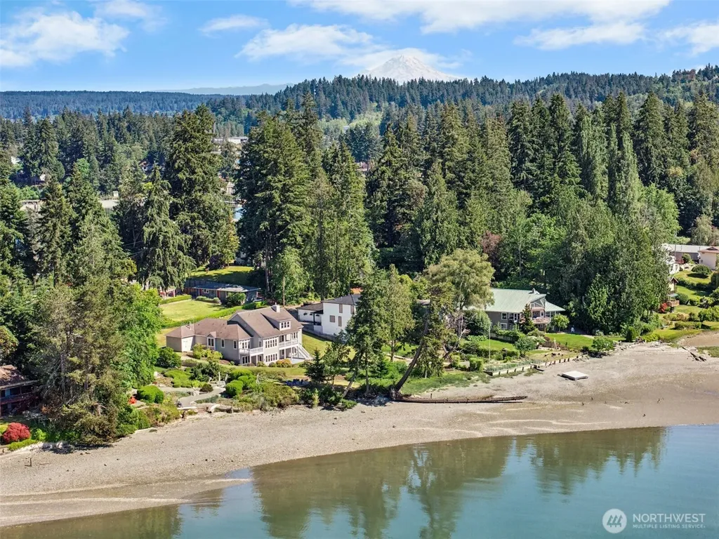 15809 Virginia Point Road NE Poulsbo WA 98370