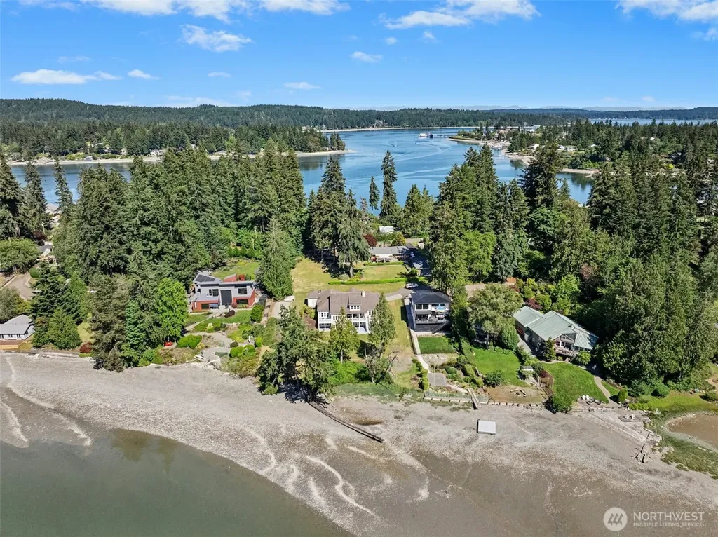 15809 Virginia Point Road NE Poulsbo WA 98370