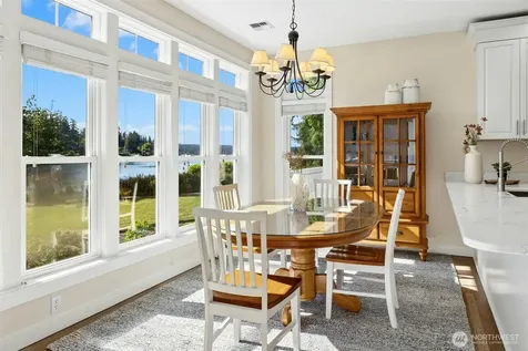 15809 Virginia Point Road NE Poulsbo WA 98370