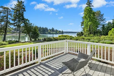 15809 Virginia Point Road NE Poulsbo WA 98370