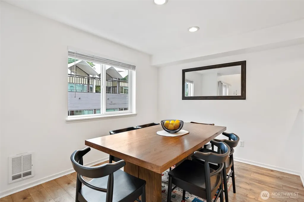 1926 Fairview Avenue E Seattle WA 98102