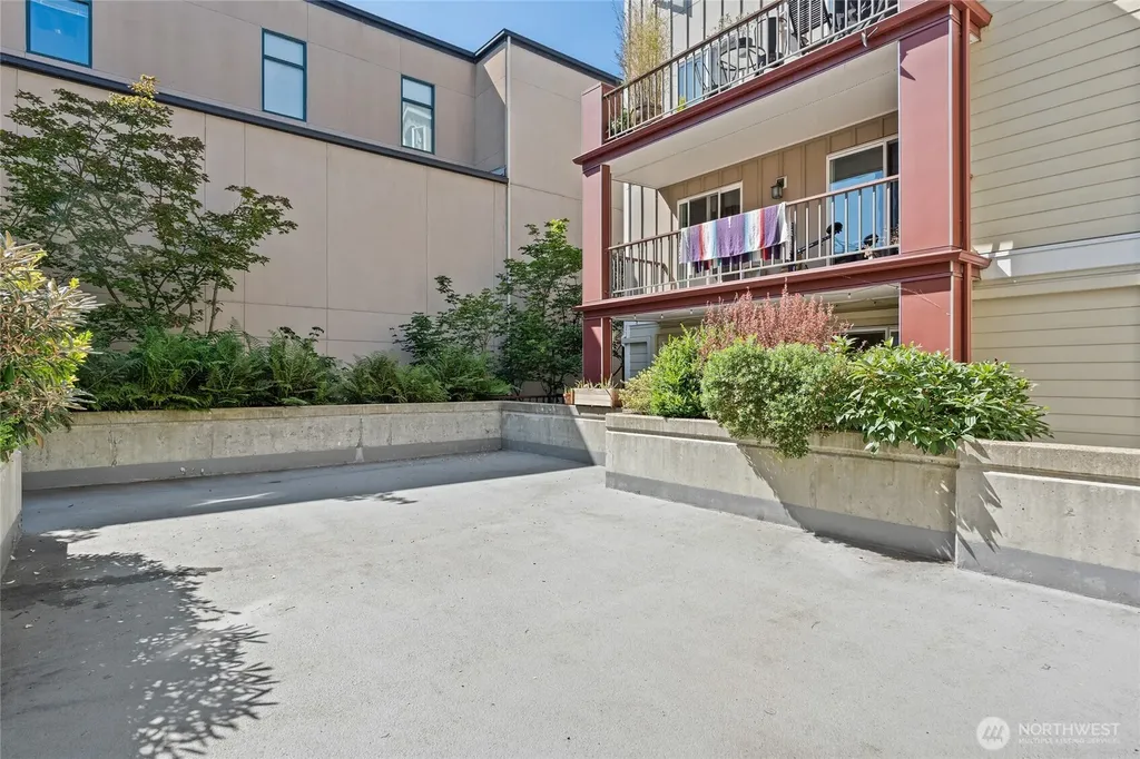 1926 Fairview Avenue E Seattle WA 98102