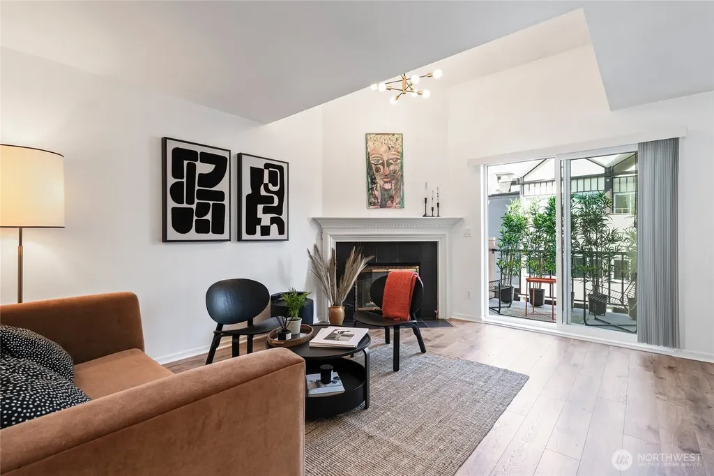 1926 Fairview Avenue E Seattle WA 98102