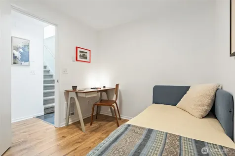 1926 Fairview Avenue E Seattle WA 98102