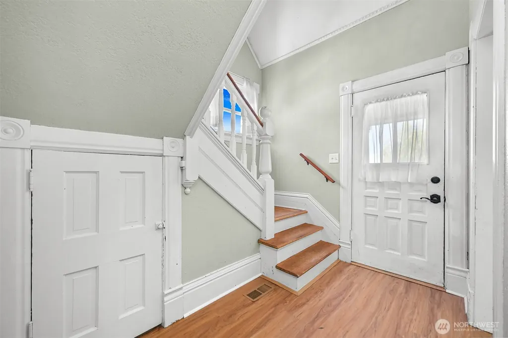 306 Potter Bellingham WA 98225