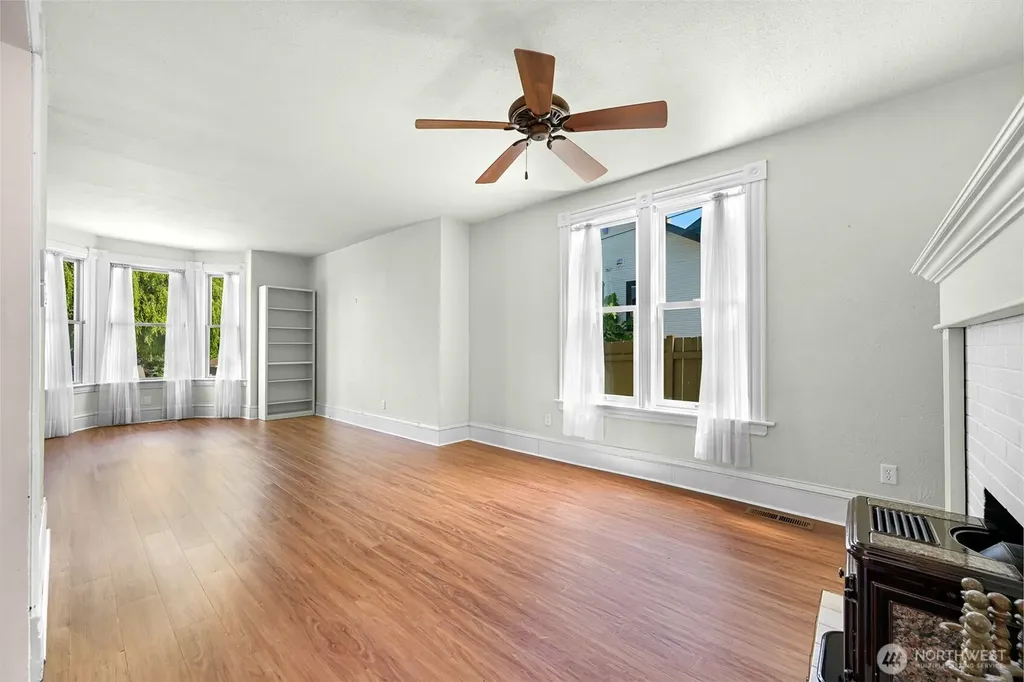 306 Potter Bellingham WA 98225