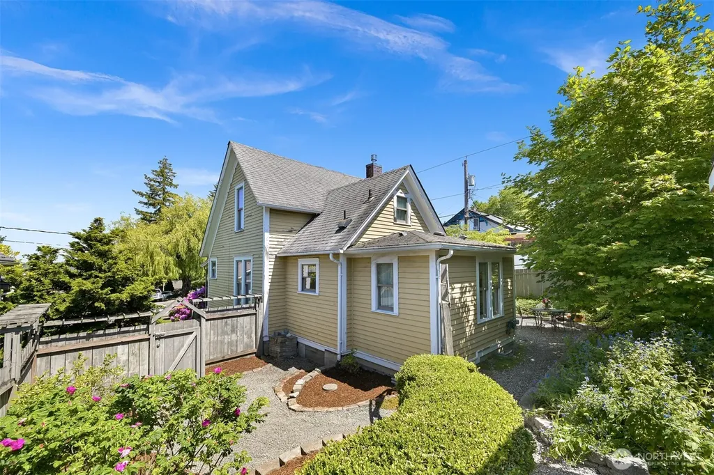 306 Potter Bellingham WA 98225