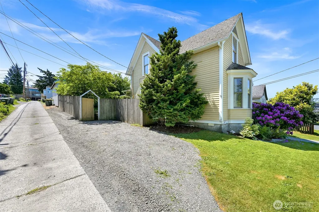 306 Potter Bellingham WA 98225