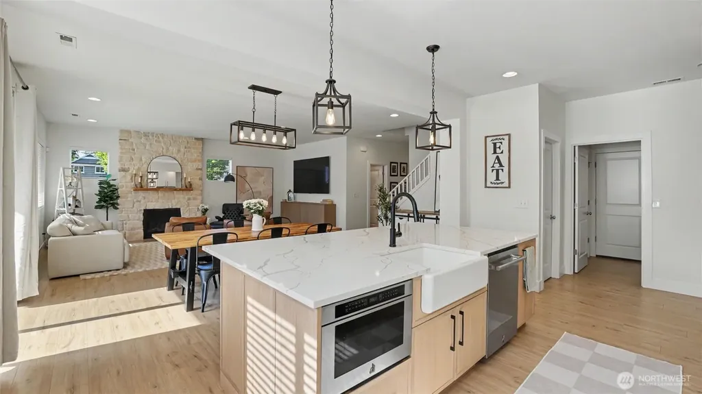 27442 209th Court SE Maple Valley WA 98038