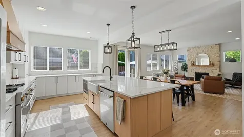 27442 209th Court SE Maple Valley WA 98038