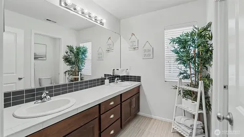27442 209th Court SE Maple Valley WA 98038