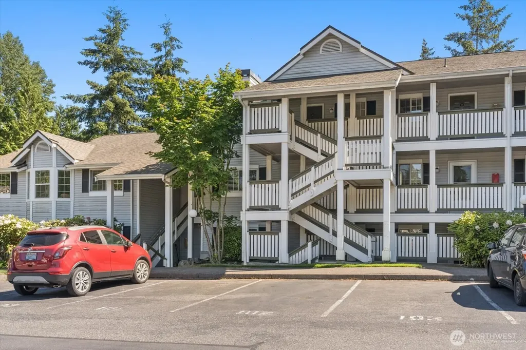 23339 Cedar Way Mountlake Terrace WA 98043
