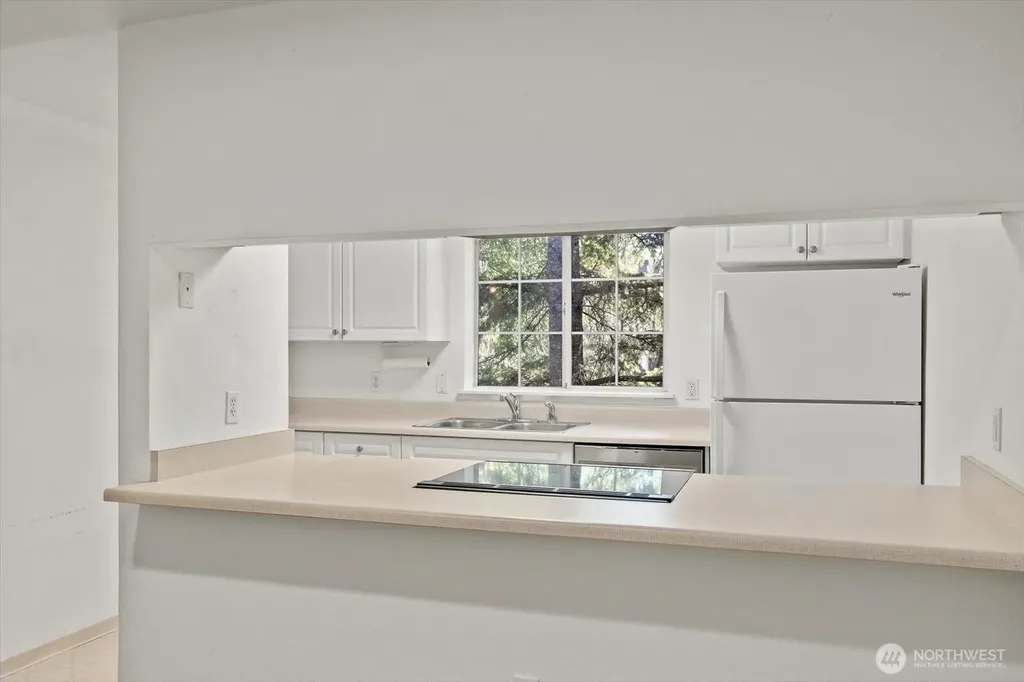 23339 Cedar Way Mountlake Terrace WA 98043